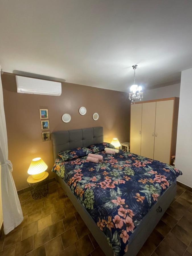 דירות פורץ Apartman Nela מראה חיצוני תמונה